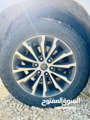  9 تويتا لاند كلوزر