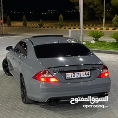  17 Mercedes_Benz_CLS 3700