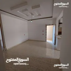  4 شقة للايجار في مشروع الهضبة شارع الخلاطات بالقرب من مسجد دار الهجرة