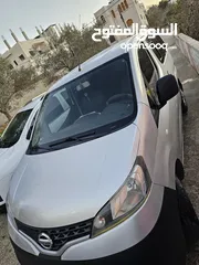  1 باص نيسان nv200