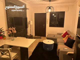  12 شقة مميزة سوبر ديلوكس ارضية مع حدائق في السابع للبيع عبدالله غوشة