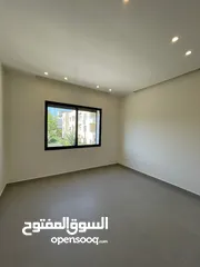  12 شقه 225م أبراج عبدون الطابقية الفاخره /شبة ارضي مع مدخل مستقل