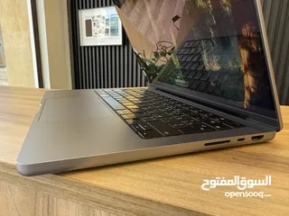  5 MacBook Pro 14” M2 Pro  2023