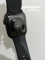  4 Apple watch se1 حالة ممتازة جداً قياس 44m سعر قابل
