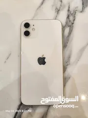  2 iPhone 11 in very good condition