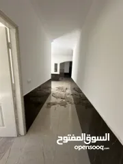  12 شقة للبيع او للبدل علي سيارة