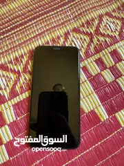  2 ايفون Xs مستعمل فتره بسيطه حجمه 256 لون ذهبي