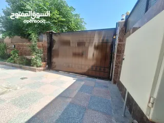  4 بابين حديد ثقيل