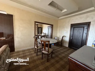  7 للبيع شقة مميزة في ماركا – طابق ثالث  مفروشة  طابو مستقل  لم تُسكن أبداً!