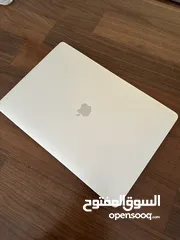  1 MacBook Pro 16inch