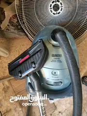  1 مكنسة منزلية