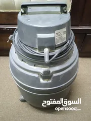  2 مجموعه اغراض مكنسه كهربائيه و لدات و قواعد شاشات و جرة فلتر مياء اصليات
