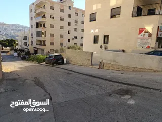  1 مستودع تجاري في نابلس المعاجين بلقرب من مدرسه الانجليزيه مساحه 200متر ارتفاع السقف 4متر ونص 5 مع رمب