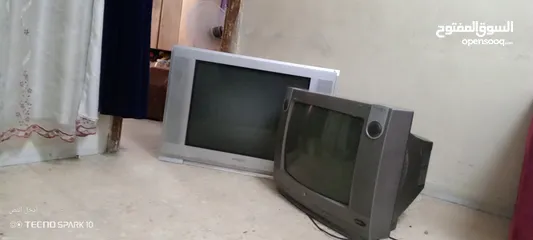  4 بيع تلفزيون  الجي وشارب بحاله ممتازه للبيع