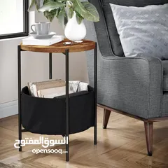  1 طاولة مع سلة Table with basket
