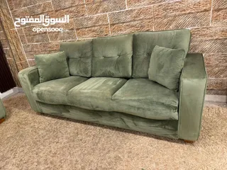  4 كنب  7   مقاعد خشب سويد دانلوب بوليستر طبي مع 3  طاولات خشبهم زان
