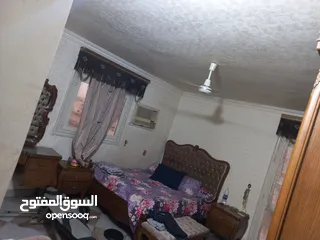  2 شقة مميزة 98 أبراج حمزة بجوار مصنع بلادونا الدور التاني