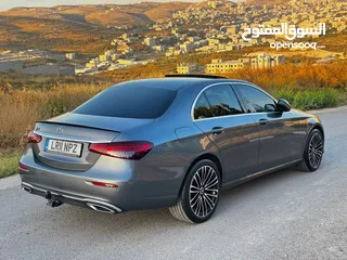  5 Mercedes benz E220 بحالة الوكالة