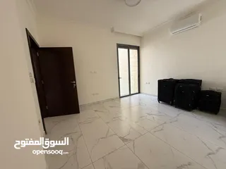  8 شقه غير مفروشه للايجار في الدوار الرابع ( Property 41016 )-174973567