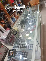  6 محل للبيع في المصايف – على الشارع الرئيسي المساحة: 60 متر مربع- المحل شغّال حالياً في بيع الدخان