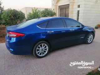  4 فورد فيوجن se 2017 للبيع