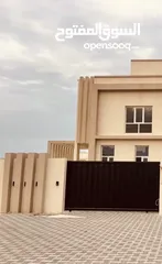  3 تون فيلا للبيع في مرتفعات السادسة في العامرات