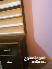  4 مكتب دراسي