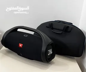  2 مكبر صوت جي بي إل بوم بوكس ​​2 المحمول المقاوم للماء بتقنية البلوتوث مع حافظة ديڤي! الصلبة - أسود