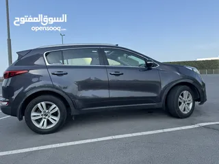  5 Kia Sportage