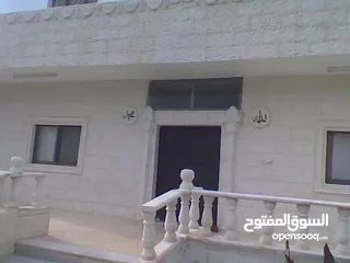  1 بيت للبيع في منطقه الغور