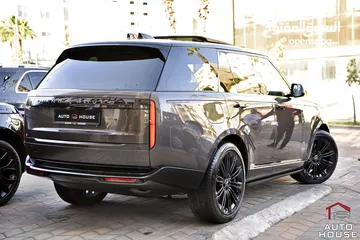  2 رنج روفر فوج مايلد هايبرد بلاك اديشن وارد وكالة2023 Range Rover Vogue HSE Mild Hybrid Black Edition