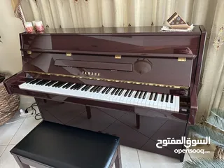  1 YAMAHA Upright Piano