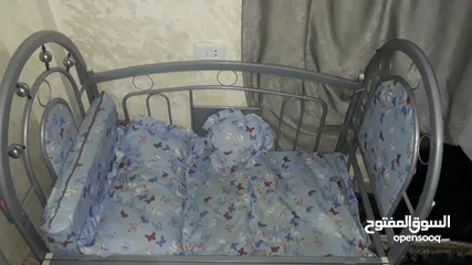  2 تخت اطفال حديد