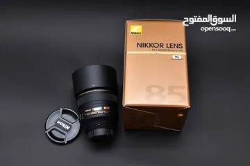  5 Nikon AF-S NIKKOR 85mm f/1.4G Lens