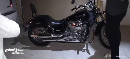  1 Honda motorcycle 750