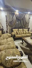  7 طقم صالون كامل للبيع : 9 مقاعد خشب زان مستورد بالإضافة  لطاولة سفرة خشب زان  8 مقاعد مع الستائر