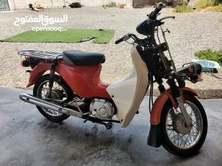  6 دراجه سبعين قوة المحرك 110 cc  احمر تشتغل سلف مع هندل بحالة جيده جدا جاهزة للاستخدام