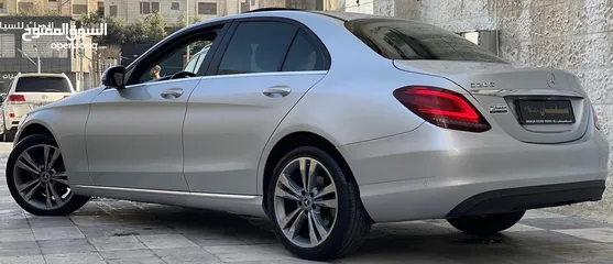 9 ‎‏Mercedes C200 2019  Mild hybrid  مع امكانيه الاقساط او الكاش عن طريق المعرض مباشره