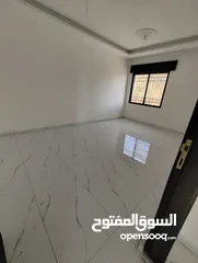  4 شقة ديلوكس بإطلالة خلابة وموقع مميز بالقرب من جميع الخدمات عمر البناء اسبوعين بسعر مغرييييييي