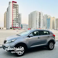  1 A Very Well Maintained KIA SPORTAGE 2015 GREY GCC In Mint Condition