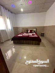  5 شقة مفروشة للايجار