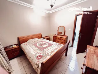  11 شقة كبيره ومميزة في ارقى منطقة في ضاحية الرشيد (مع جاكوزي)