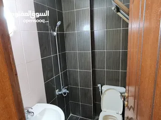  23 شقة تسوية للايجار من المالك مباشرة بالقرب من اشارة مستشفى حمزة ومسجد ابو بكر