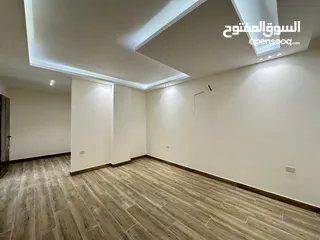  25 شقة مميزة للبيع طابق ثاني مساحة 230م بخلدا بتشطيبات مميزة (مشروع 115)
