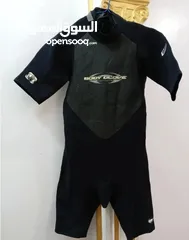  2 بدلة سباحة نظيفة جدا