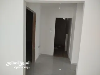  10 شقه سكنية للبيع