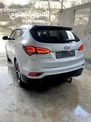  4 هونداي سنتافيه 2017