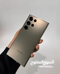  4 Samsung S24 Ultra