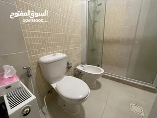  8 شقة فاخرة للبيع في عبدون