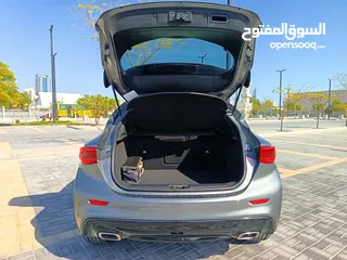  8 INFINITI Q30 2018 ZERO ACCIDENT AGENT SERVICED HATCHBACK IN EXCELLENT CONDITION FOR SALE